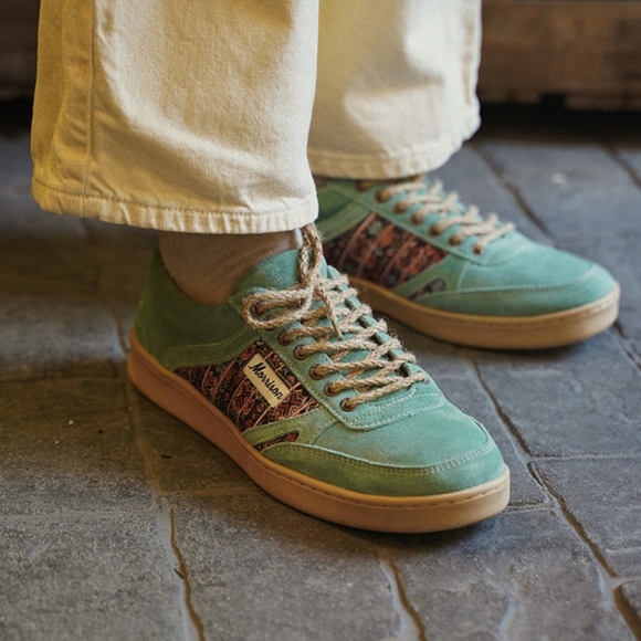 Morrison Shoes Ethnic print Suede sneakers Unisex - Picture 1 of 7